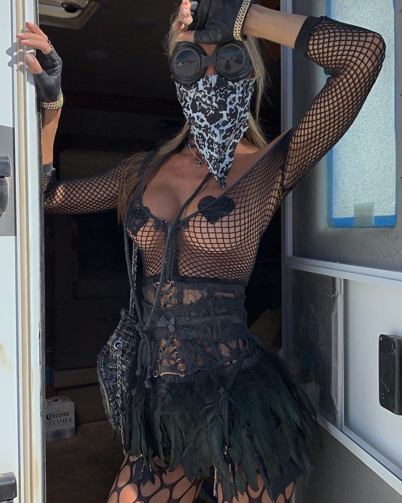 35 fotos de chicas calientes del festival Burning Man igualmente caliente-2019