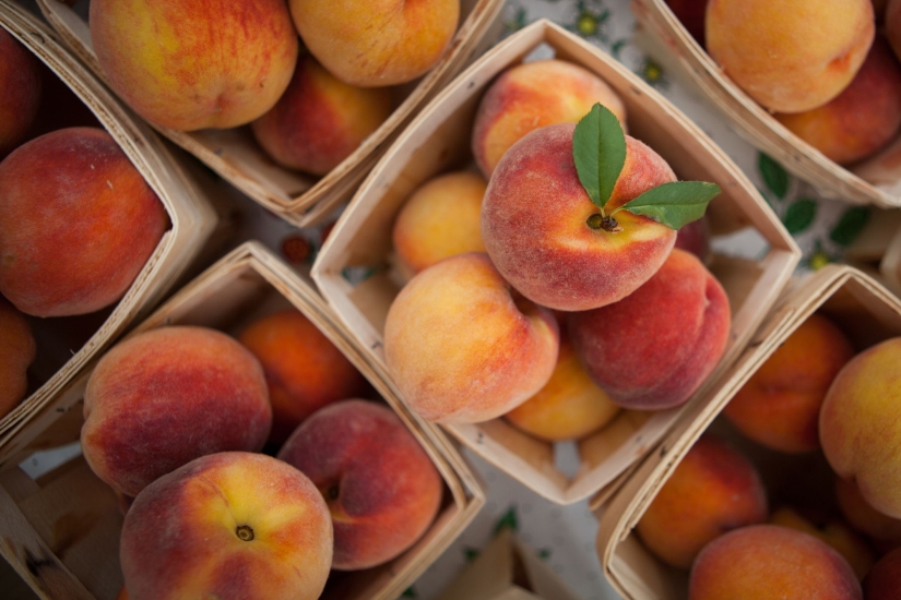 5 tips on how to choose the right delicious and sweet peach