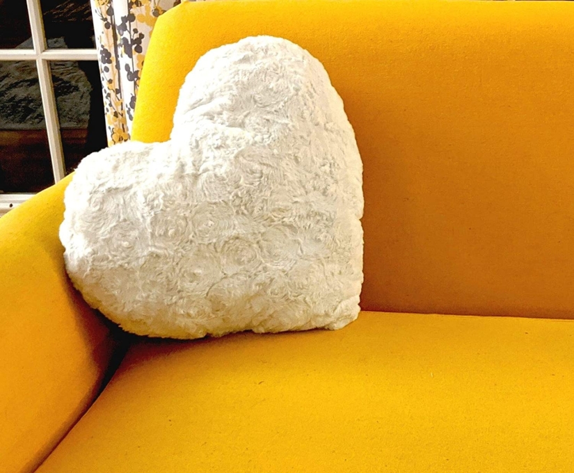 5 Ways to Turn Your Home into a Love Nest for Valentine's Day