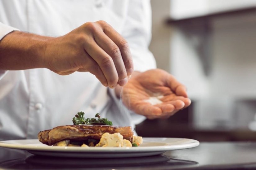 7 restaurant tricks that everyone is being led to