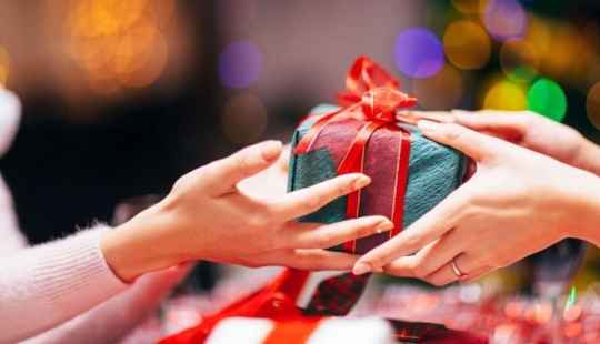 8 ideas de regalos originales para el Año Nuevo para amigos y familiares