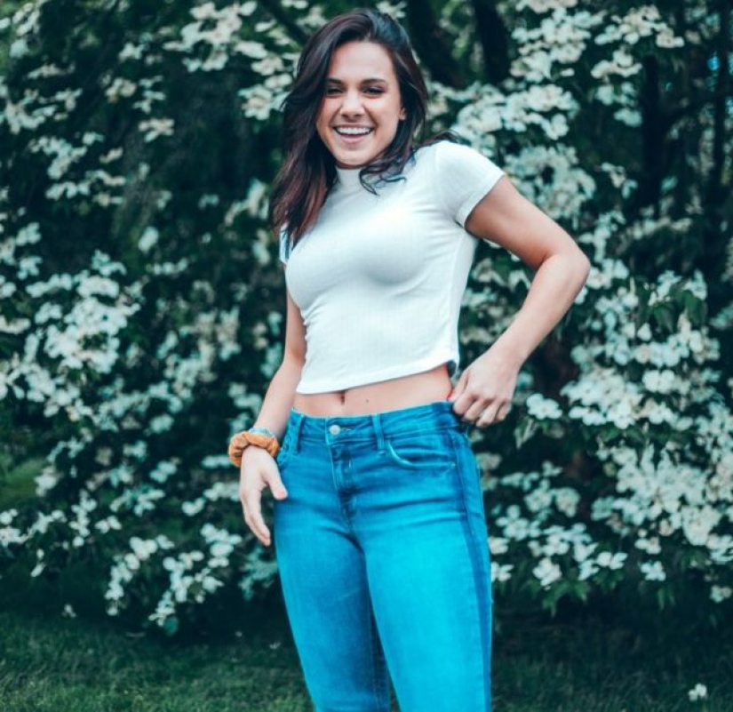 8 things to remember if you're wearing high-waisted pants