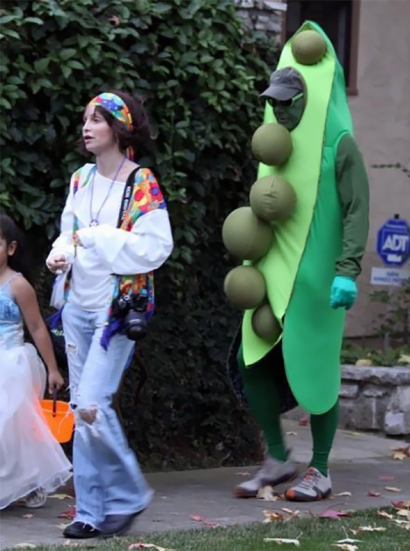 A giant pod and a drunken Nun: Harrison Ford is the King of Halloween