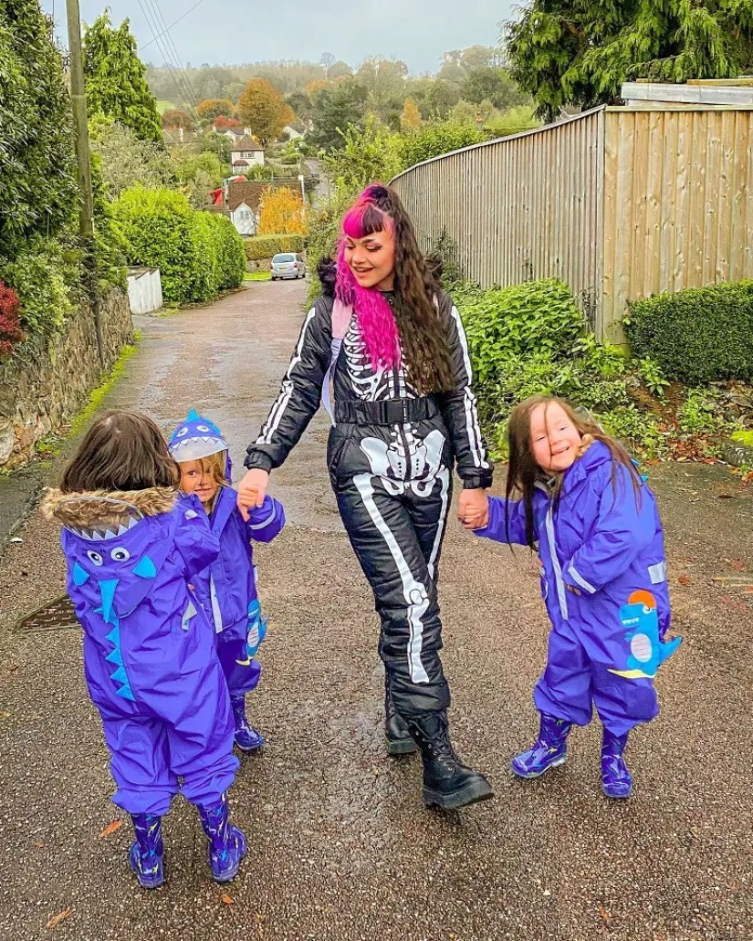 A goth mother is a princess for children: a British woman faced trolling because of her style