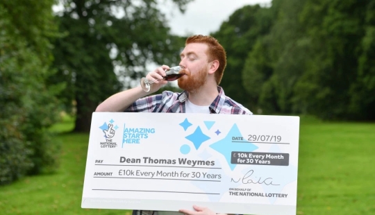 A guy from the UK won 30 years of a comfortable life in the National Lottery