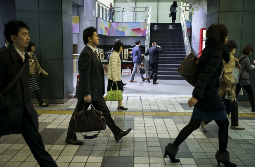 A Japanese journalist died from overwork at work, and this is not uncommon in Japan