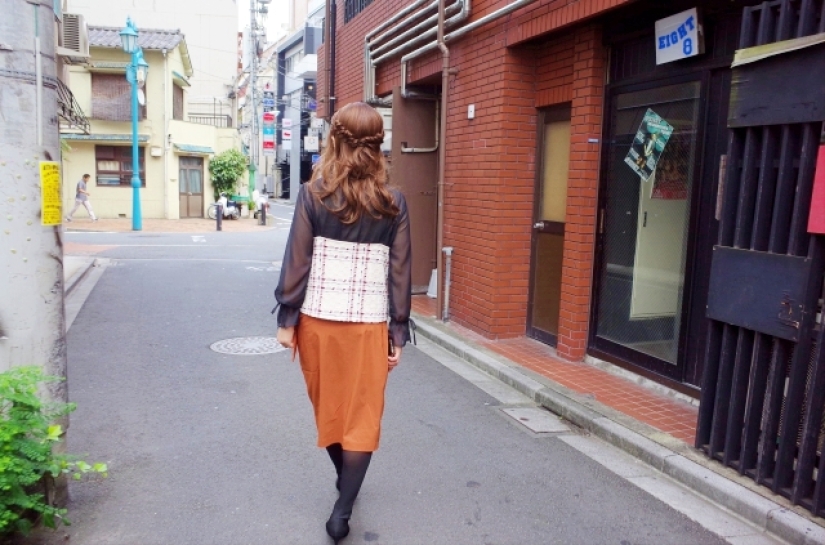 A Japanese journalist spent one day as a woman and said: "I don't want any more!"