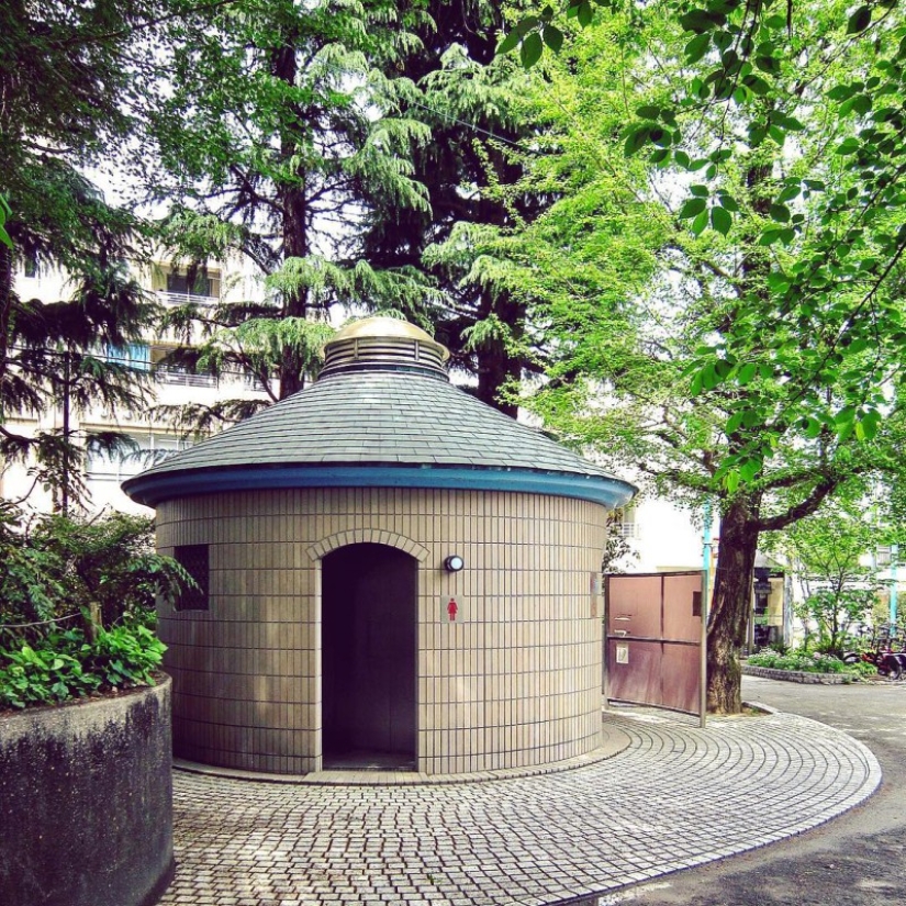 A Japanese man takes pictures of public toilets and calls it a study