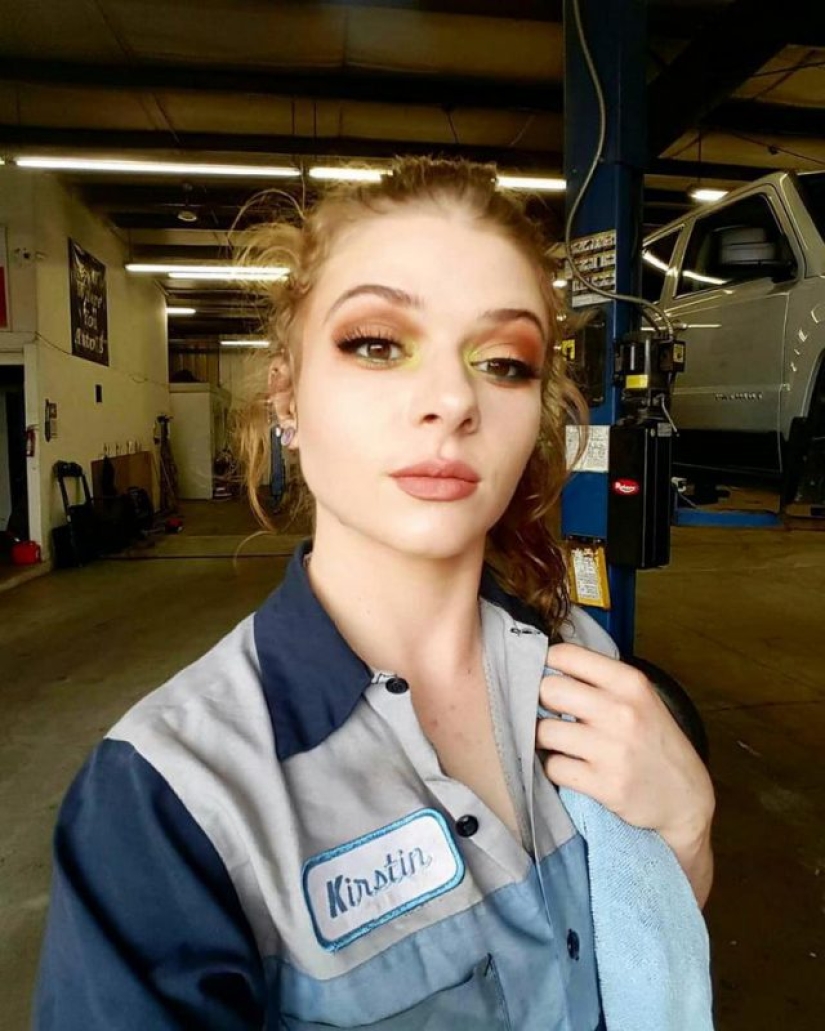 A mechanic girl lost her job because of candid photos on an "adult" site