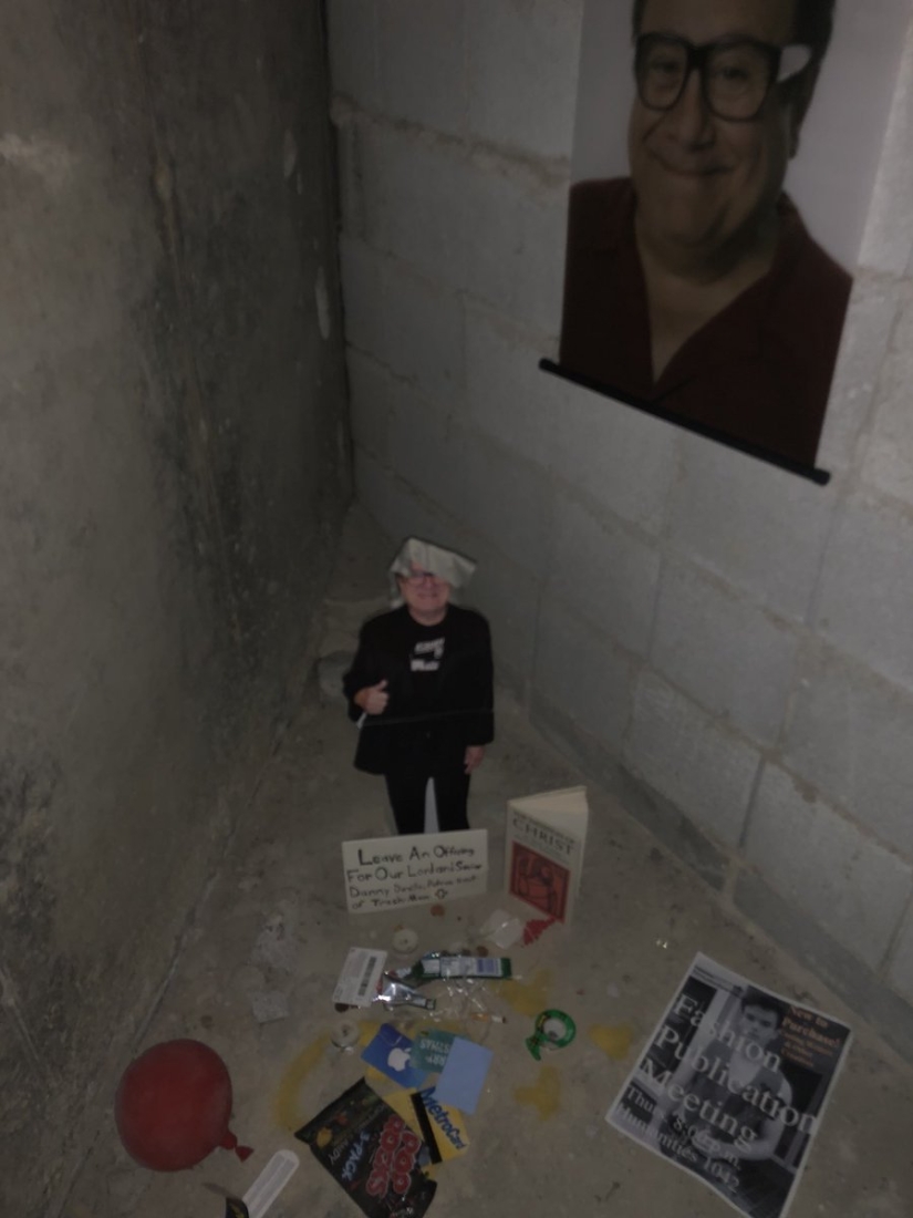 A student from New York found the secret room of the cult of Danny DeVito in his college