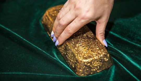 A través de espinas al oro