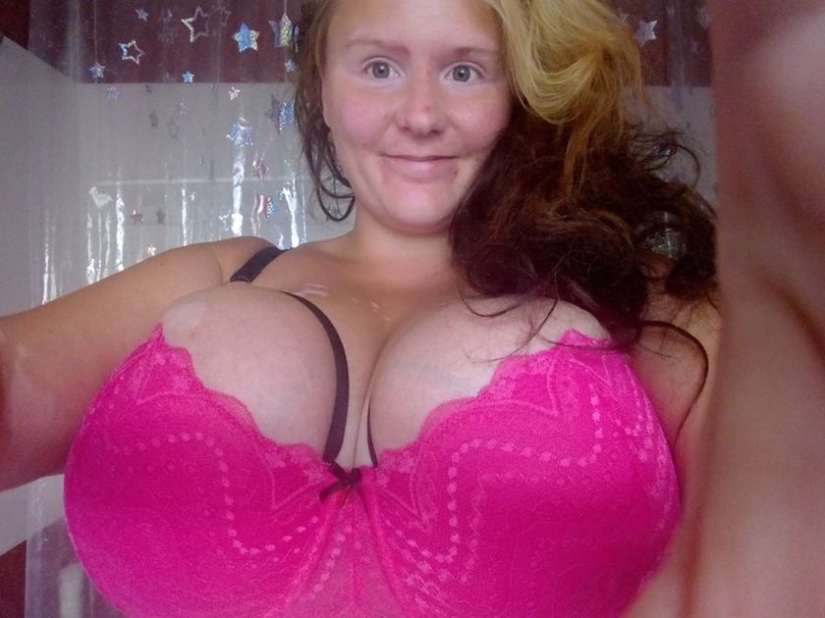 A woman with a 13th breast size told about her suffering