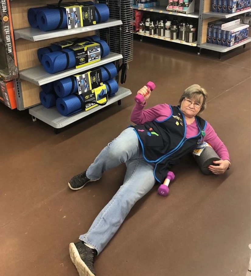 Abuela bromista se hizo famosa posando para un anuncio de supermercado Walmart