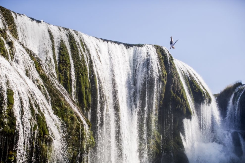 Adrenaline rush: The 30 best extreme photos of 2017 from Red Bull