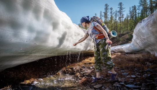 After seeing this, you will want to go to Yakutia: a walk on the ice in the hot summer