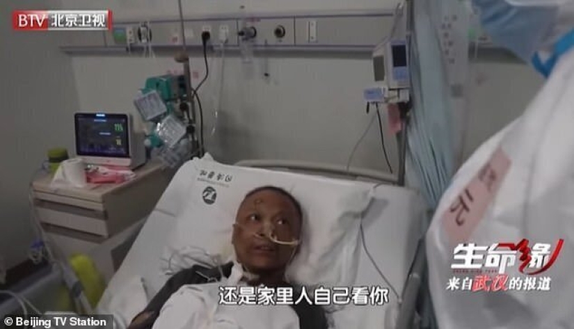 After treatment for coronavirus, doctors from Wuhan became dark-skinned