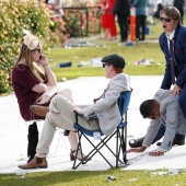 Alcoholic Race: Drunken collapse at the annual Melbourne Horse Race