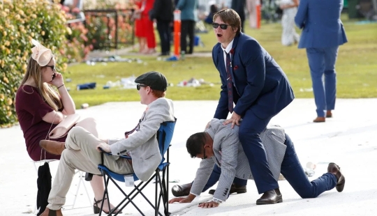 Alcoholic Race: Drunken collapse at the annual Melbourne Horse Race