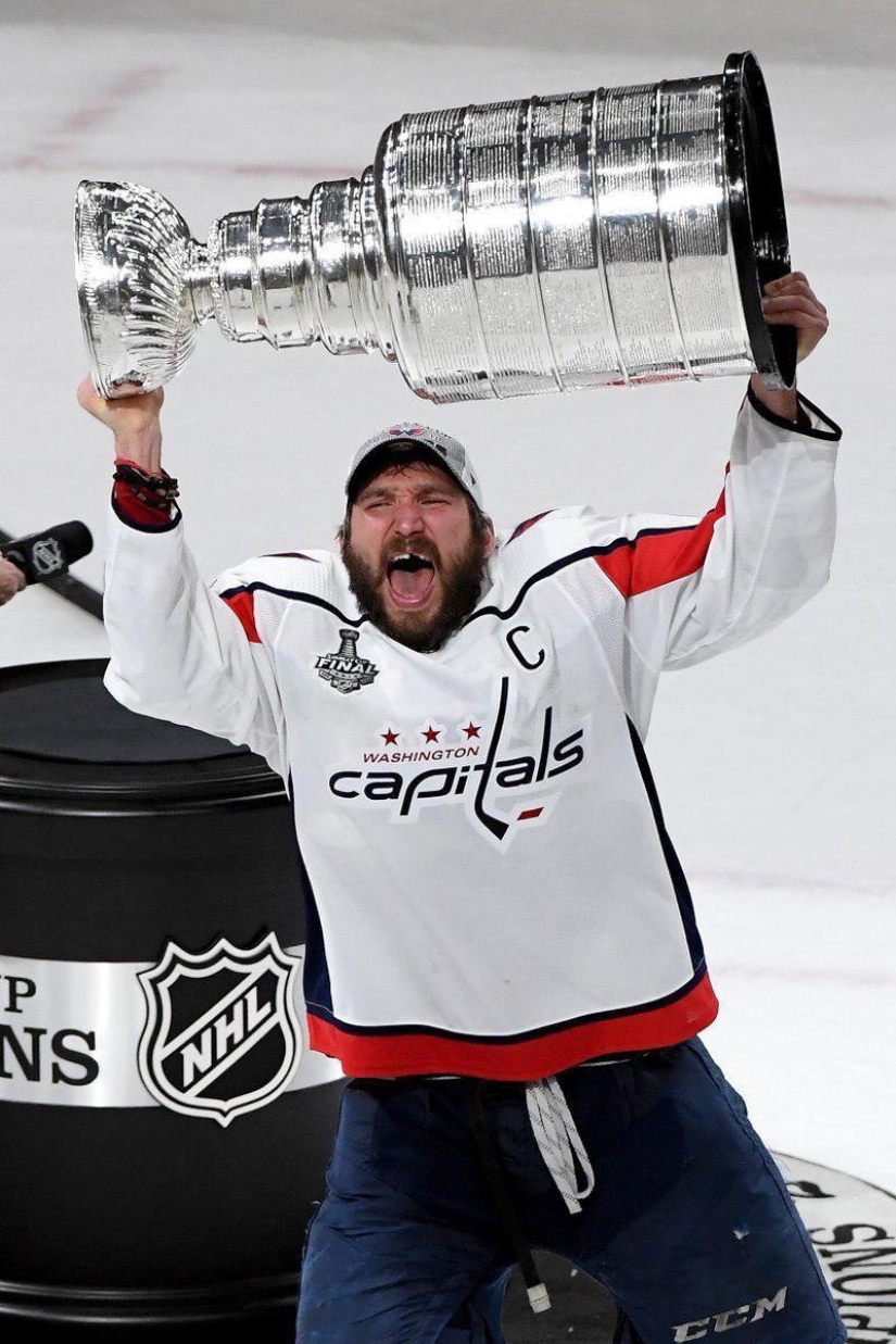 Alexander Ovechkin has finally won the Stanley Cup!