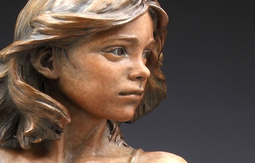 Almost alive: esculturas increíblemente realistas sobre una infancia feliz