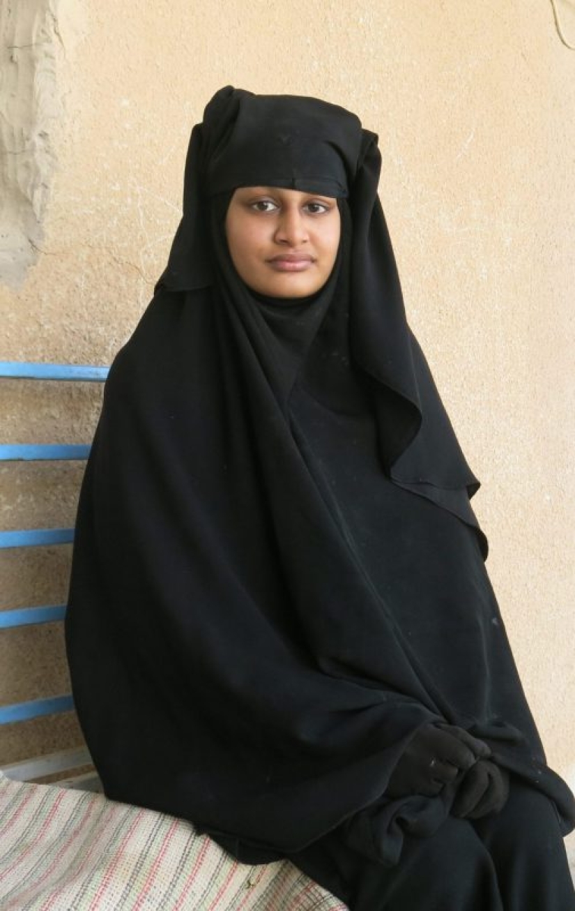 Ama de casa yihadista: Una británica de 19 años que se unió a ISIS hace 4 años dio a luz y ruega misericordia