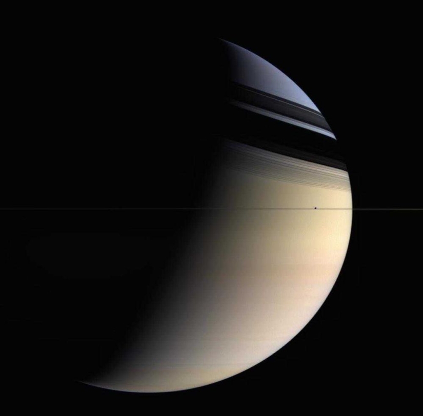Amazing Epic Photos of Saturn