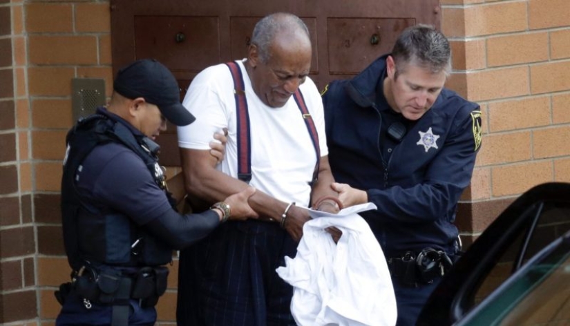 "American Dad va a la cárcel": el comediante Bill Cosby, de 81 años, encarcelado por múltiples violaciones