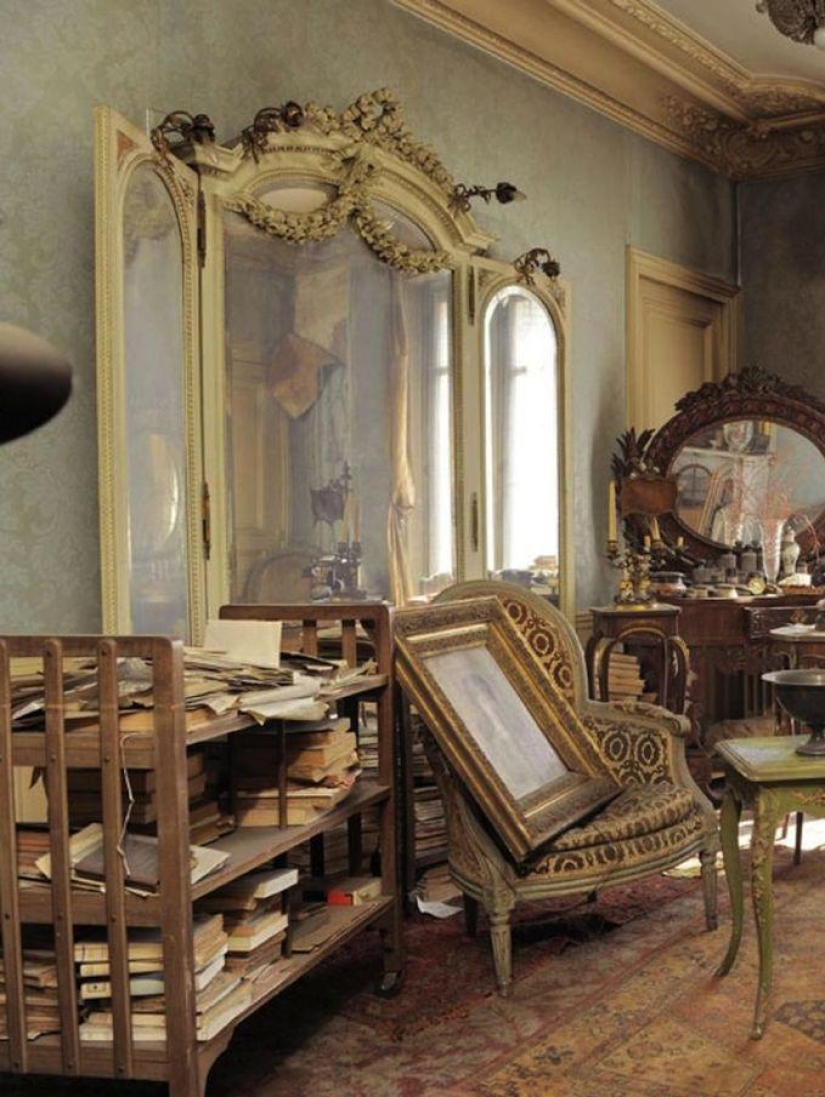 An amazing apartment has been found in Paris, which has stood untouched for more than 70 years
