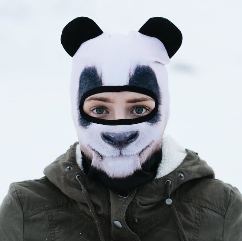 Animales en esquís: diseñadores de Canadá han creado pasamontañas "animales"