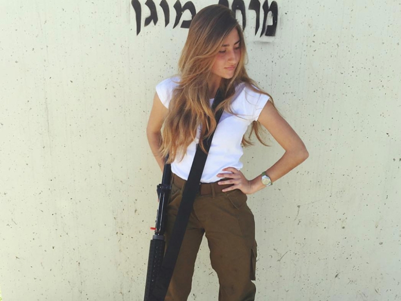 Armados con belleza: 25 fotos de bellezas sirviendo en el ejército israelí