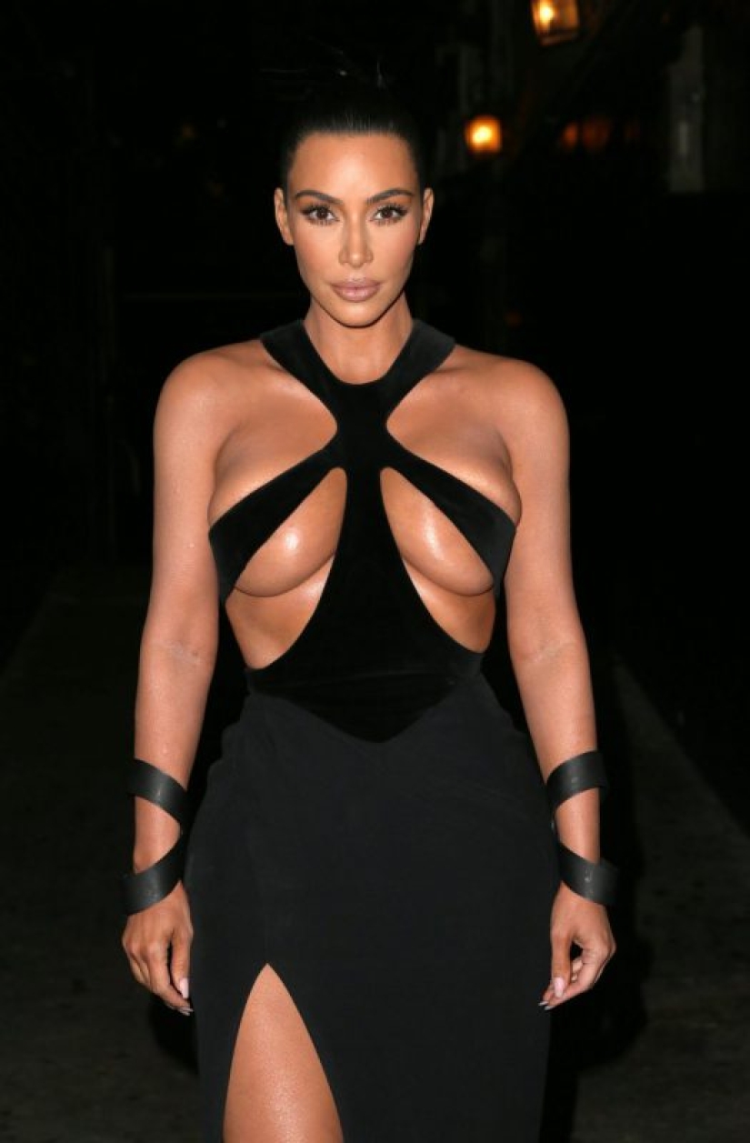 Bared nerves: a woman walked the streets of London in a dress like Kim Kardashian