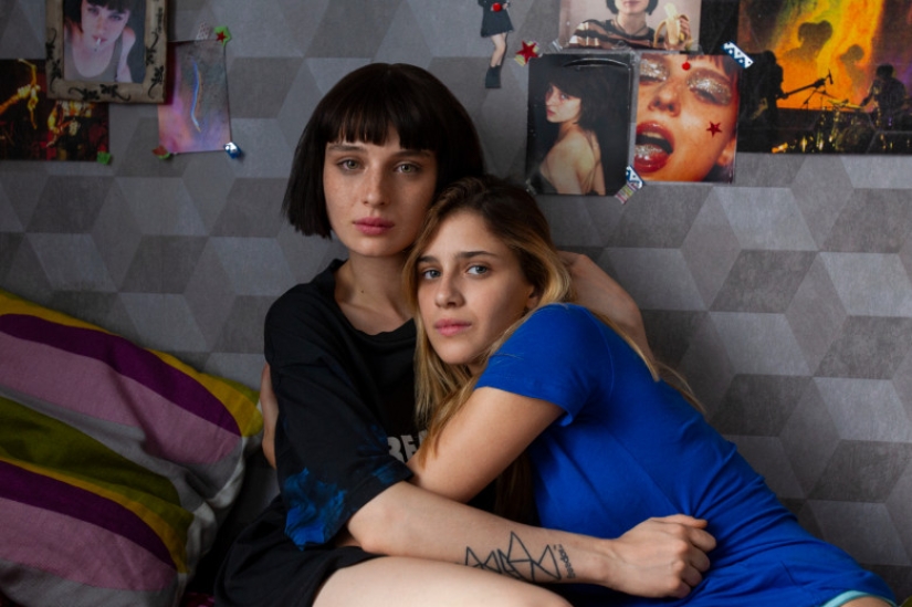 "Basado en hechos reales": la serie de Netflix sobre colegialas-prostitutas causó indignación