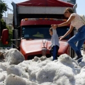 Because of the hail, the Mexican city turned into a glacier
