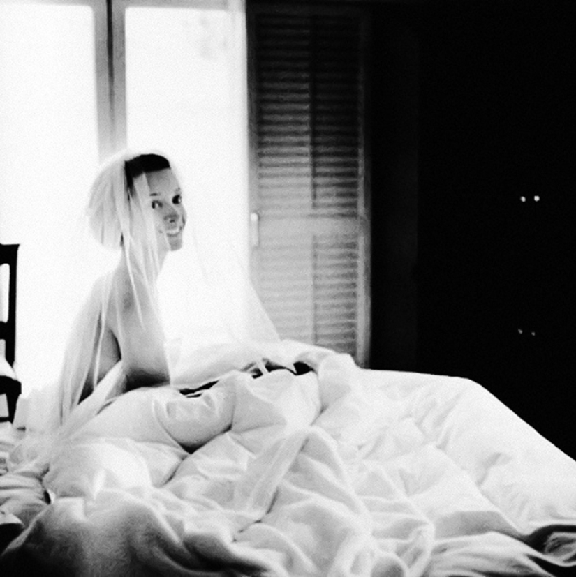 Belleza femenina real en la serie de fotos "Mujeres antes de las 10 am"