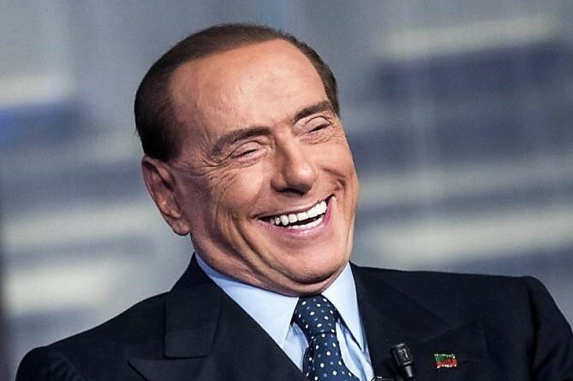 Berlusconi abandoned his mistress, who was 50 years younger than him, and started another, younger