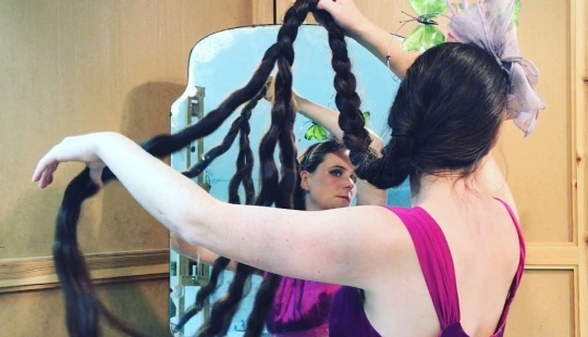 British Rapunzel has not washed her hair for 20 years, and her braids look great