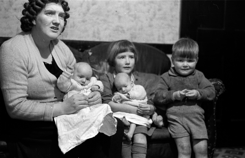 Broke through: historical pictures of the baby boom in the USA