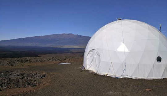 "Caminar sobre el césped sin zapatos y calcetines es realmente muy interesante": sujetos de prueba de la NASA después de 8 meses bajo la cúpula