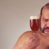 "Can we roll?": in the States, beer deliverers rescued a man who was going to jump from a bridge