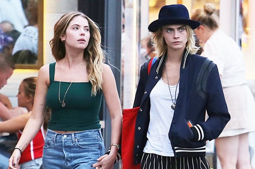 Cara Delevingne and Ashley Benson secretly married: all the details of the event