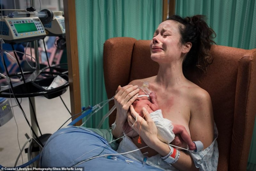 Celebration of life: the first tears, joy, cry and pain in the photos of the annual contest "Birth Becomes Her"