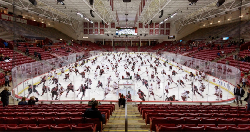 Chaos and dynamics of sports competitions in Pelle Kassa collages