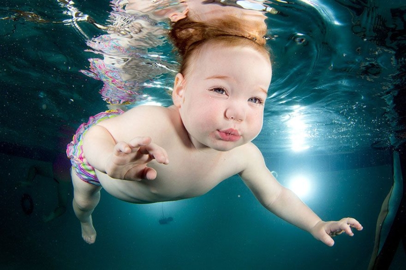 Charming photo project: kids under water
