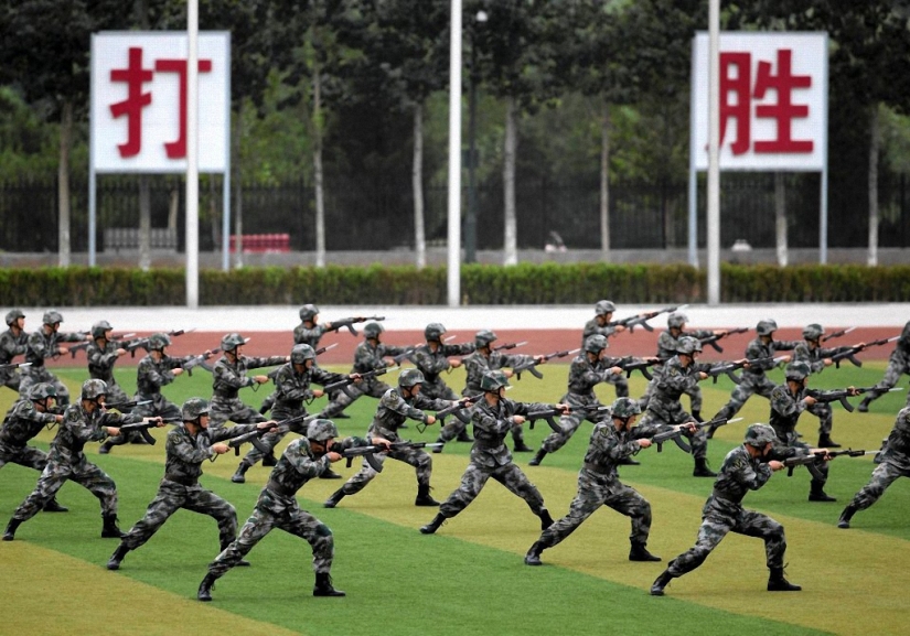 Chinese army in action