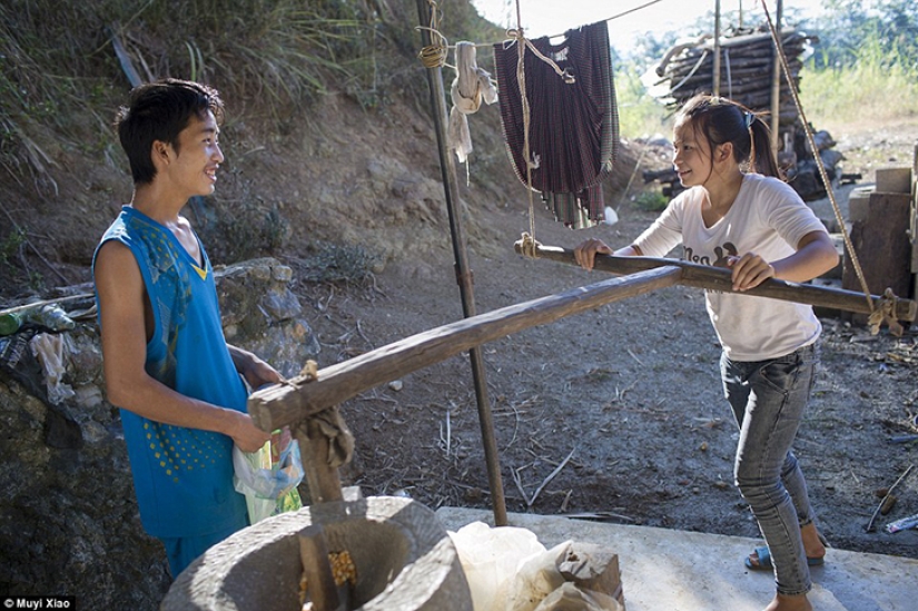 Chinese teen marriages: how 13-year-old girls try to get married early