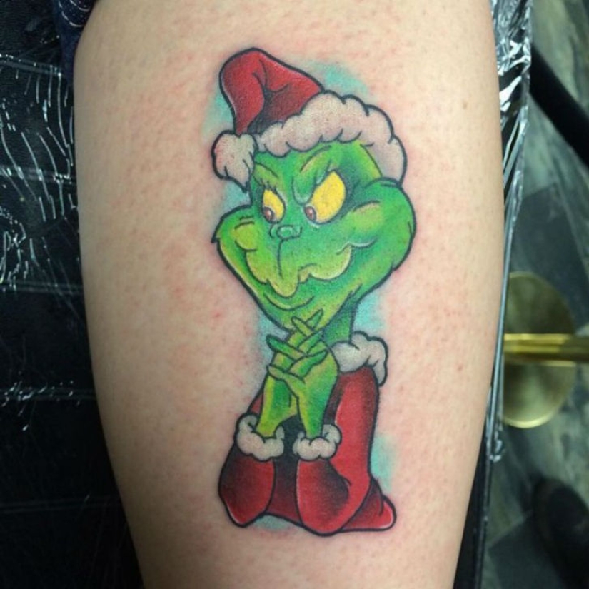 Christmas tattoos, or How to remember your New Year forever