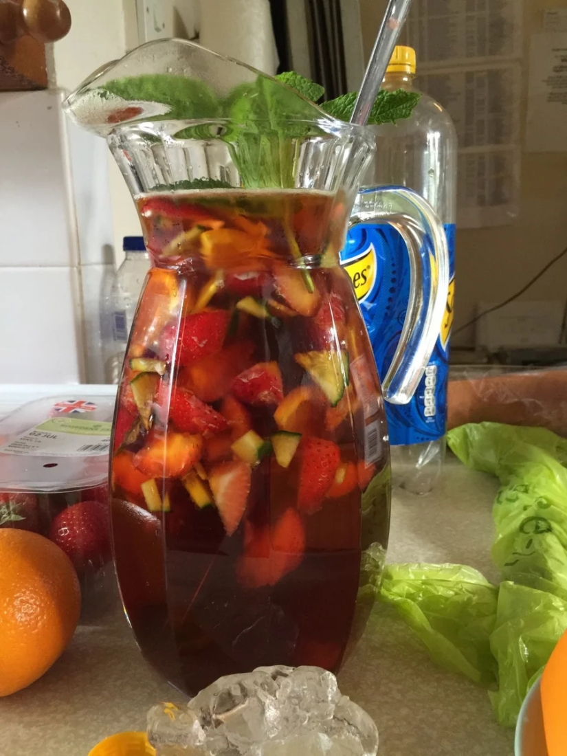 Classics and improvisation: how to cook the perfect sangria at home yourself