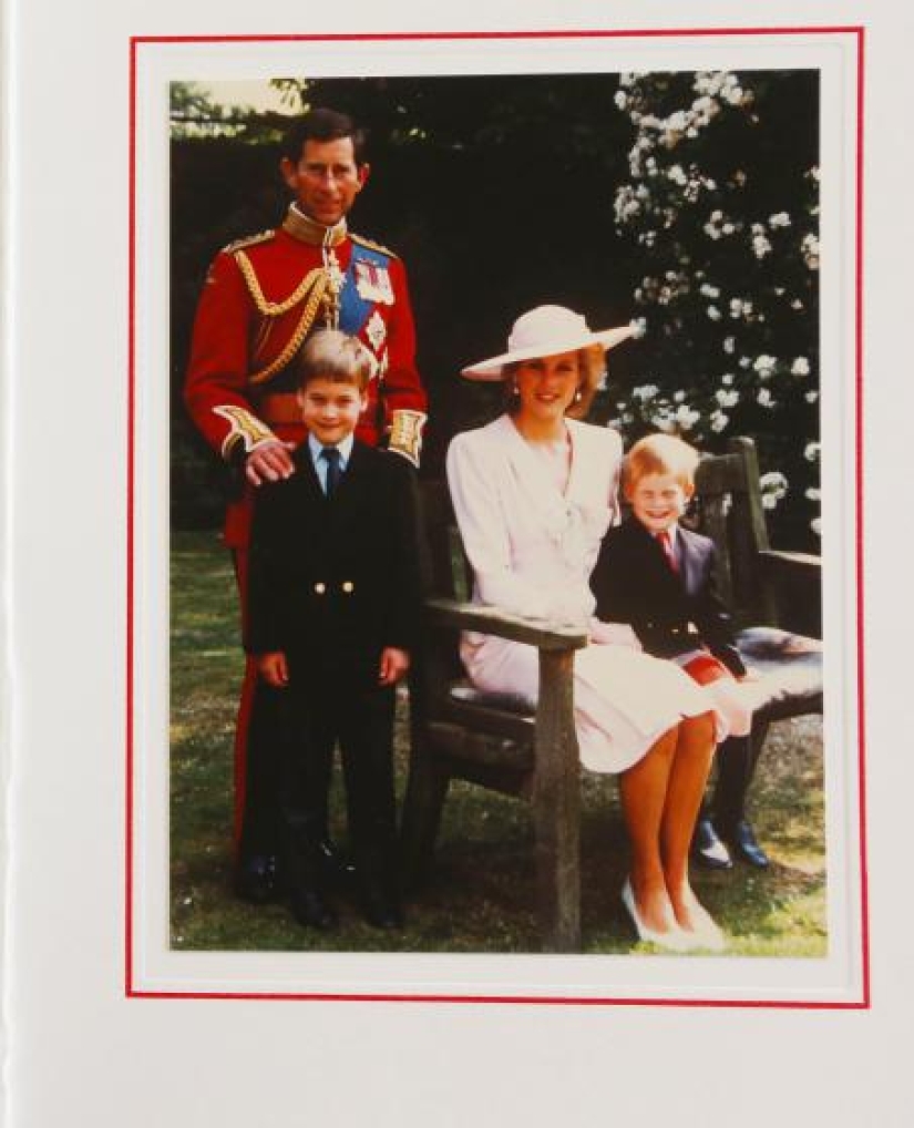 Cómo la familia real de Gran Bretaña ha estado deseando Feliz Navidad durante los últimos 65 años