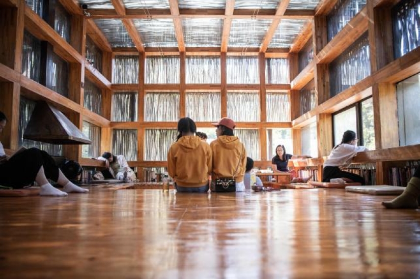 Cómo los chinos pusieron de moda una biblioteca rural sin electricidad