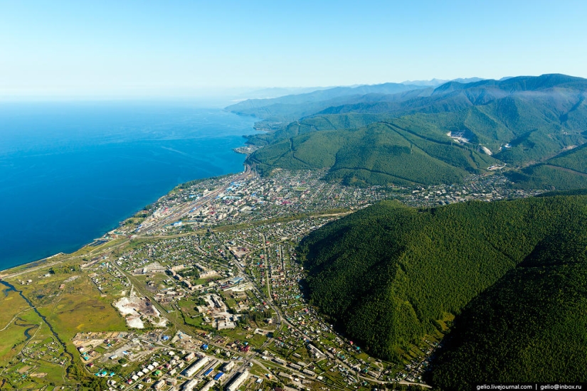 Cómo se ve el Baikal desde un helicóptero